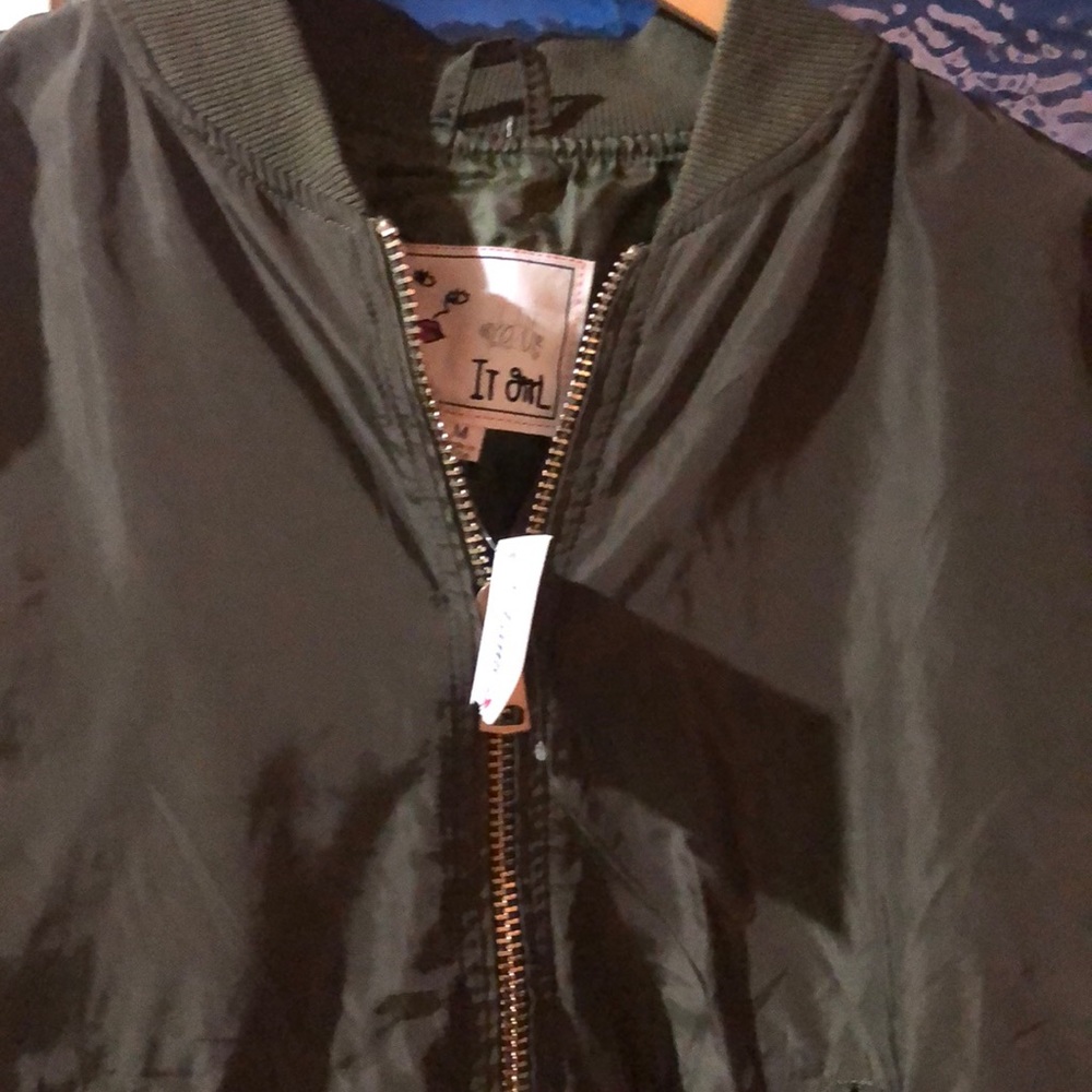 Jacket - Picture 2 of 4